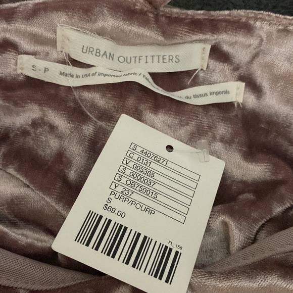 Violet crushed velvet satin romper - Picture 5 of 5